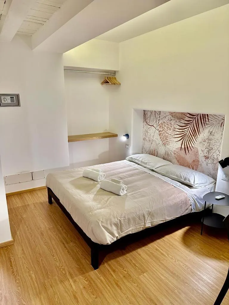 Cala Peppa Apartments Palermo 0*,  Italy