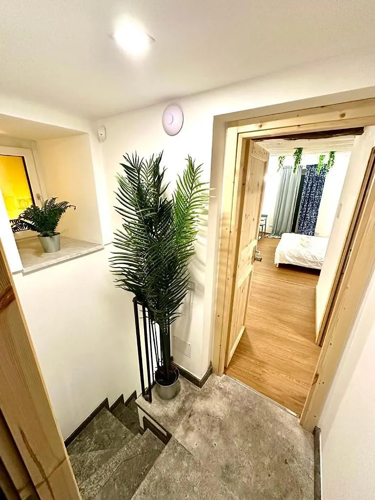 Cala Peppa Apartments Palermo 0*,